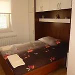 3 Bedroom Cozy In *