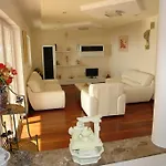 3 Bedroom Cozy In Daire Crikvenica