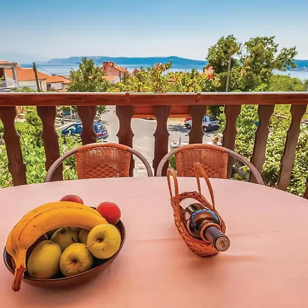 Daire Cozy In With House Sea View Crikvenica