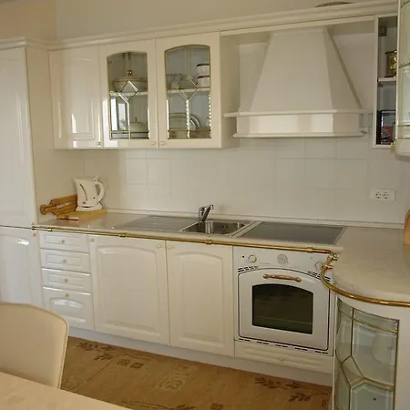 Daire Cozy In With House Sea View