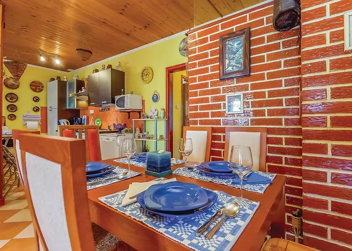 Apartman 3 Bedroom Cozy In *
