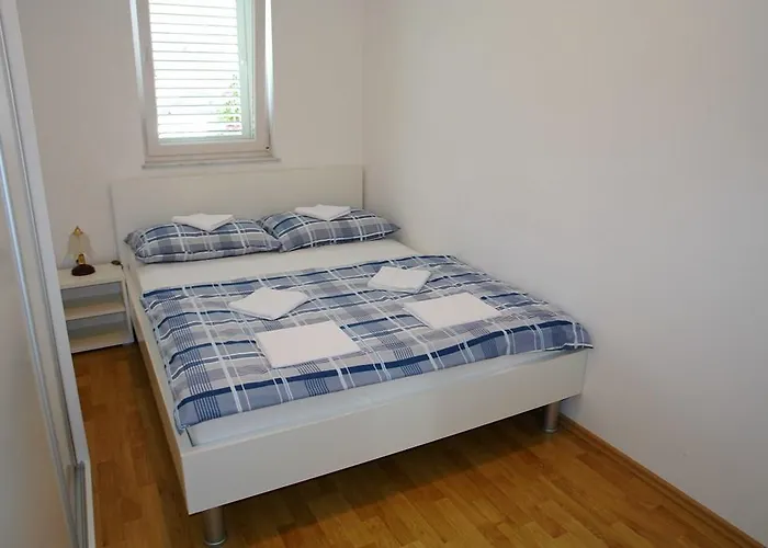 3 Bedroom Cozy In Apartman *