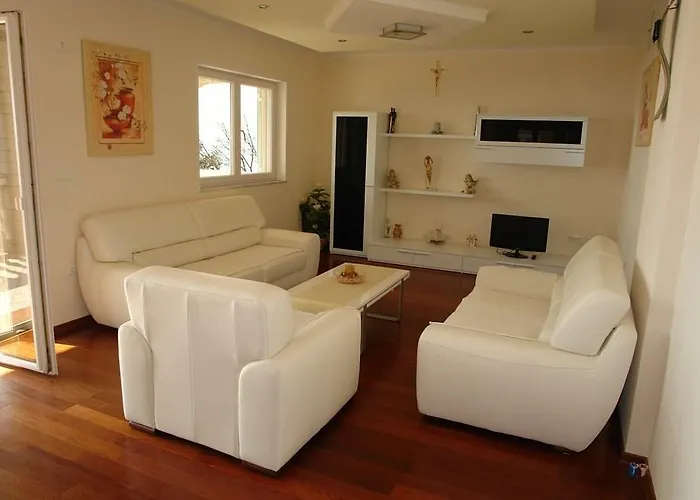 Apartman 3 Bedroom Cozy In Crikvenica